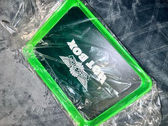 Wing stop tray