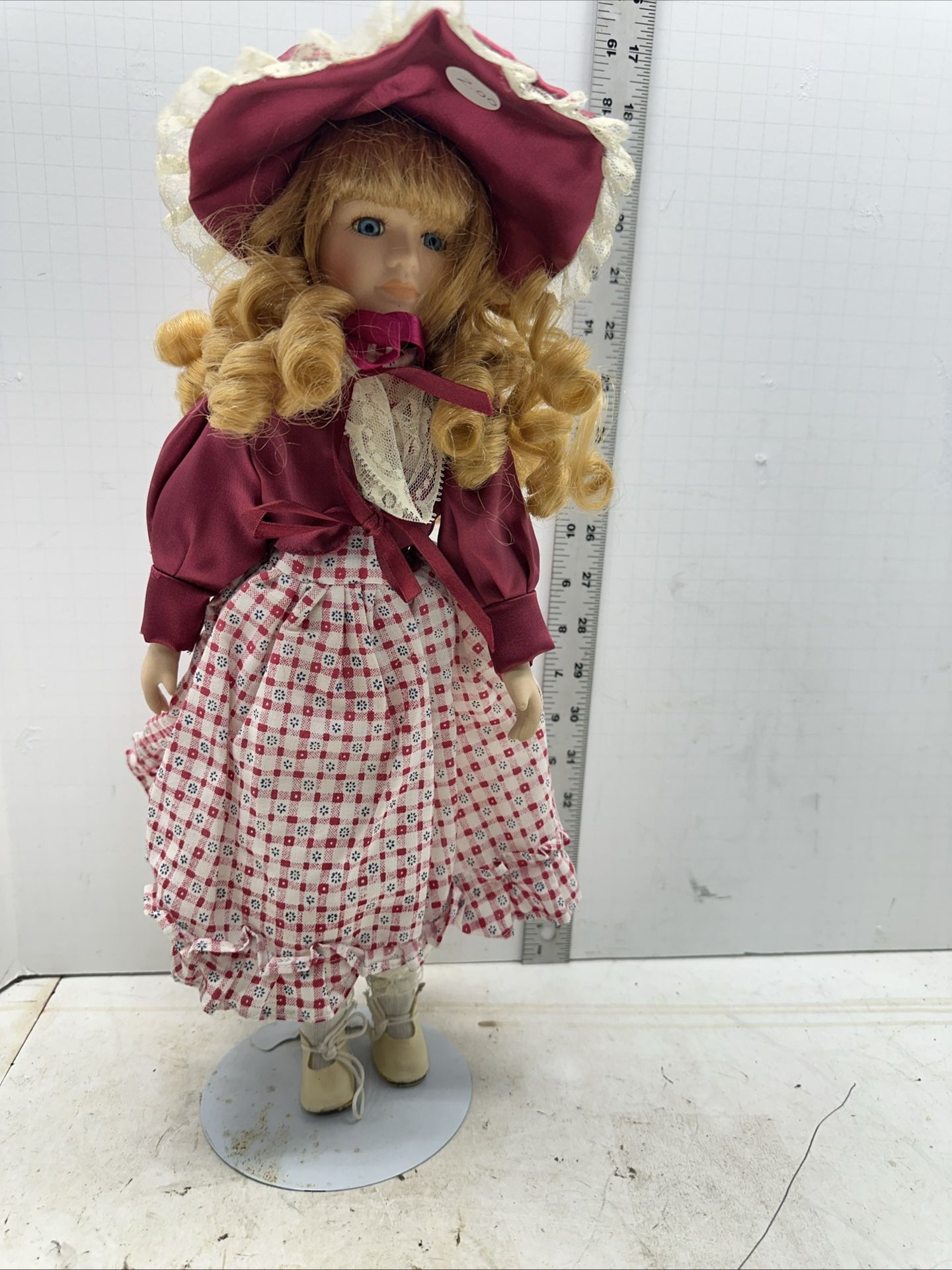 Porcelain Doll Collectible 16 in Blond Hair Brown Eyes #R5