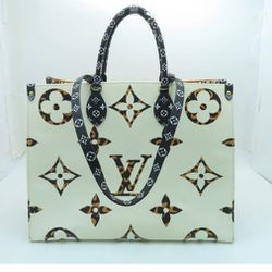Authentic Louis Vuitton OnTheGo GM Jungle Tote Bag