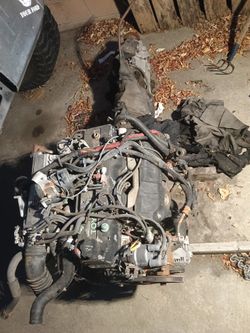 Toyota 5 Speed Manual Transmission.  82 To 85 Pickup 4 Runner 22r 22re 4x4 
