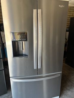 Fridges for sale are Plugged in water and ice Dispenser free Deliver