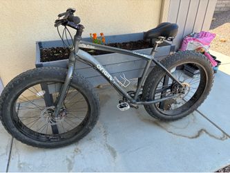 Origin 8 Crawler fat tire bike