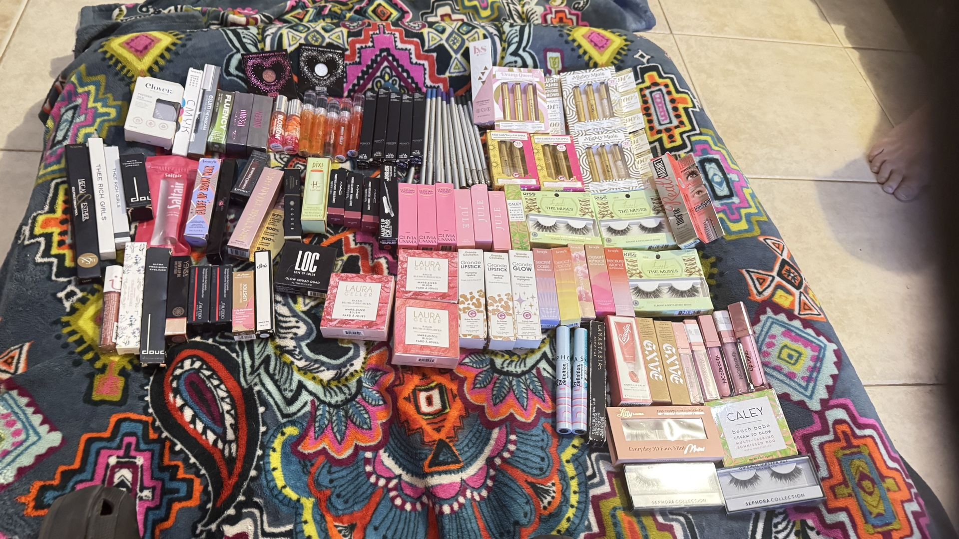 90 Makeup/Cosmetic Items Brand New