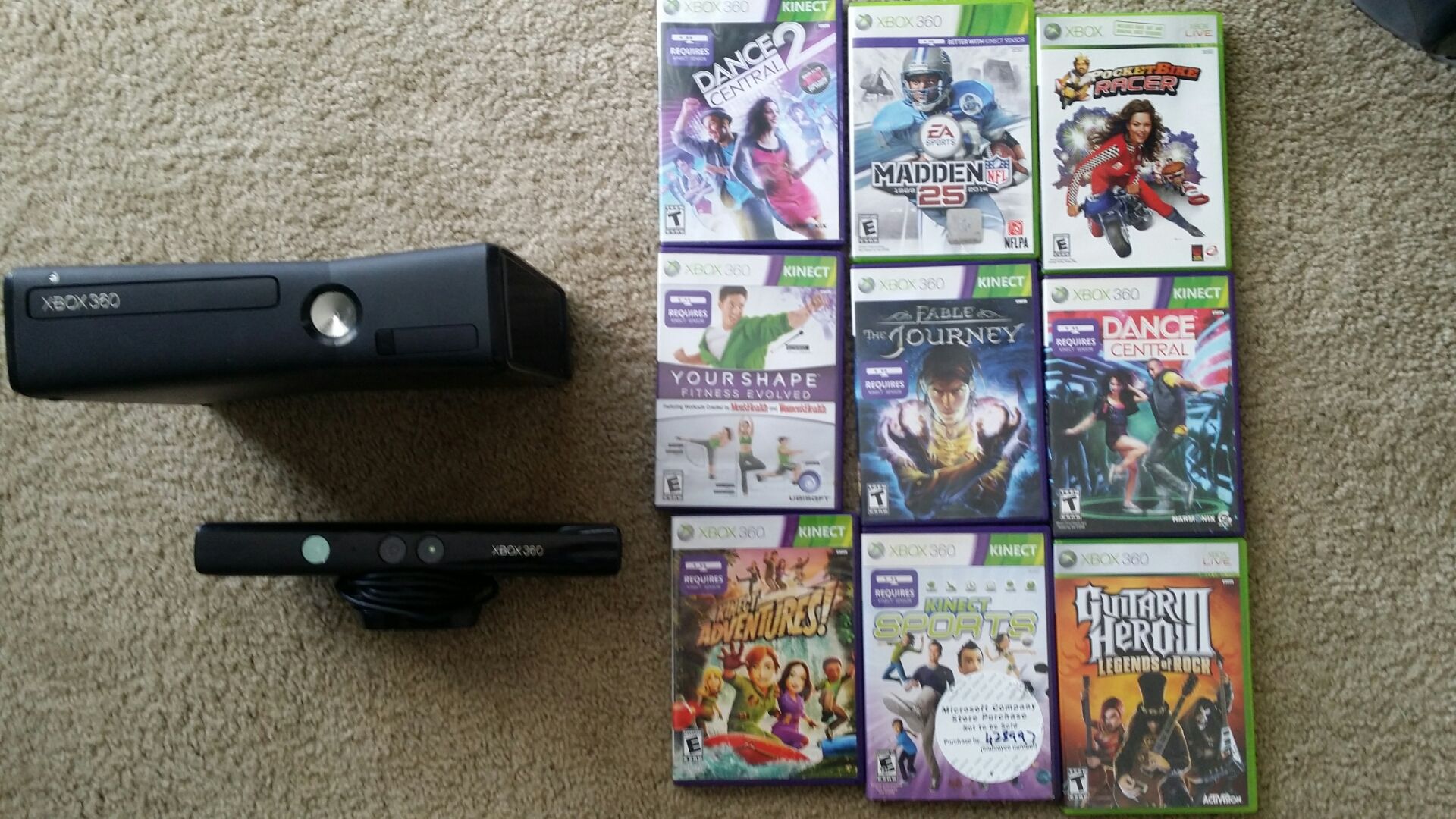 Xbox 360 S 250 GB Xbox 360 Slim, Kinect, and Games