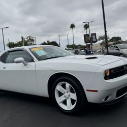 2018 CHALLENGER SXT $24.995