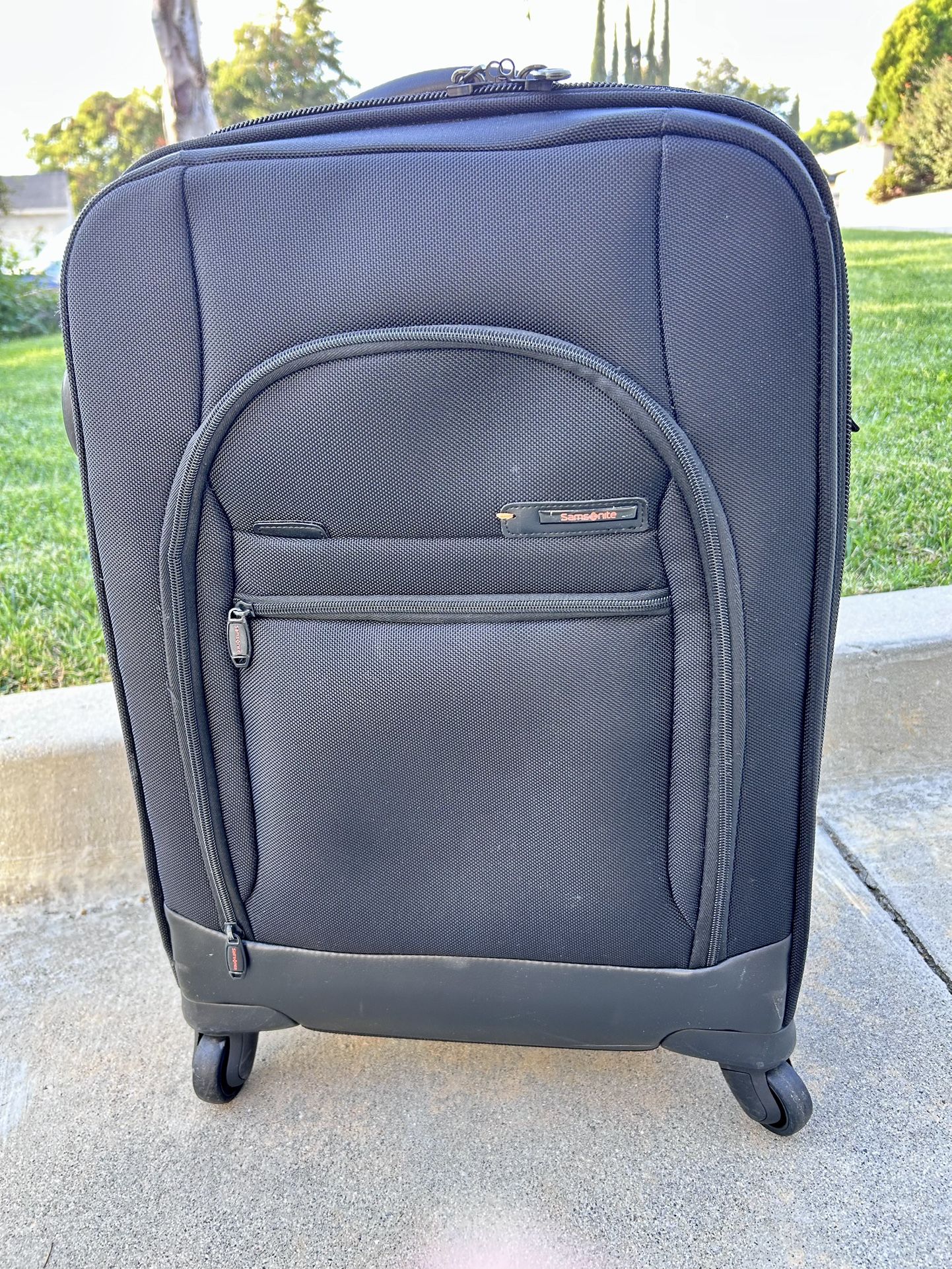 Samsonite Spinner Carry-on
