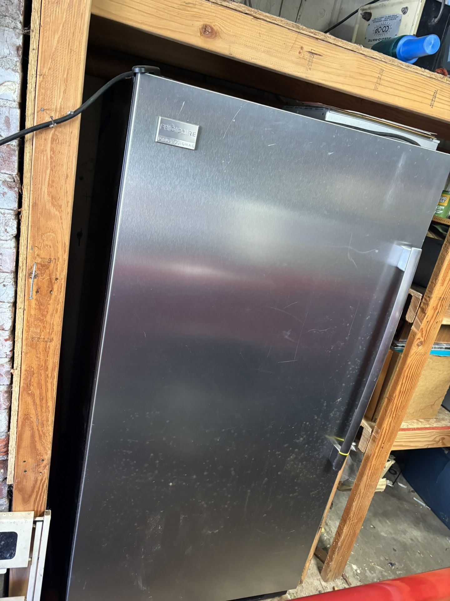 Like New Fridgedare Freezer