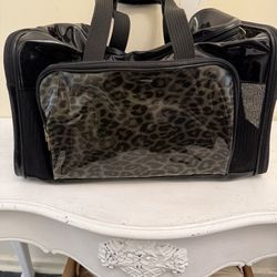 Sherpa Brand Cat Or Dog Carrier