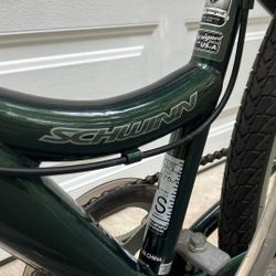 Ladies Schwinn 7 Speed Bike 