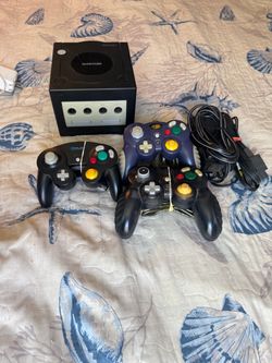 GameCube Console and Controllers