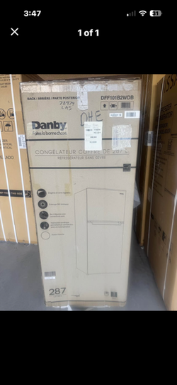 Danby 10.1 CU FT Refrigerator