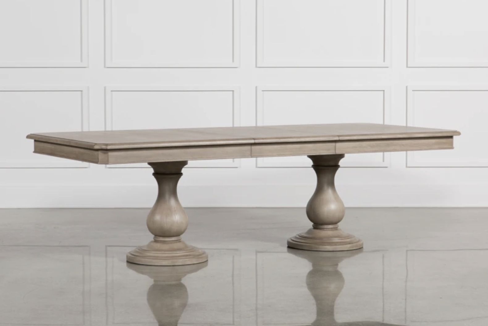 Extendable Dining Table w/ Upholstered Chairs