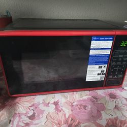 Small Microwave 