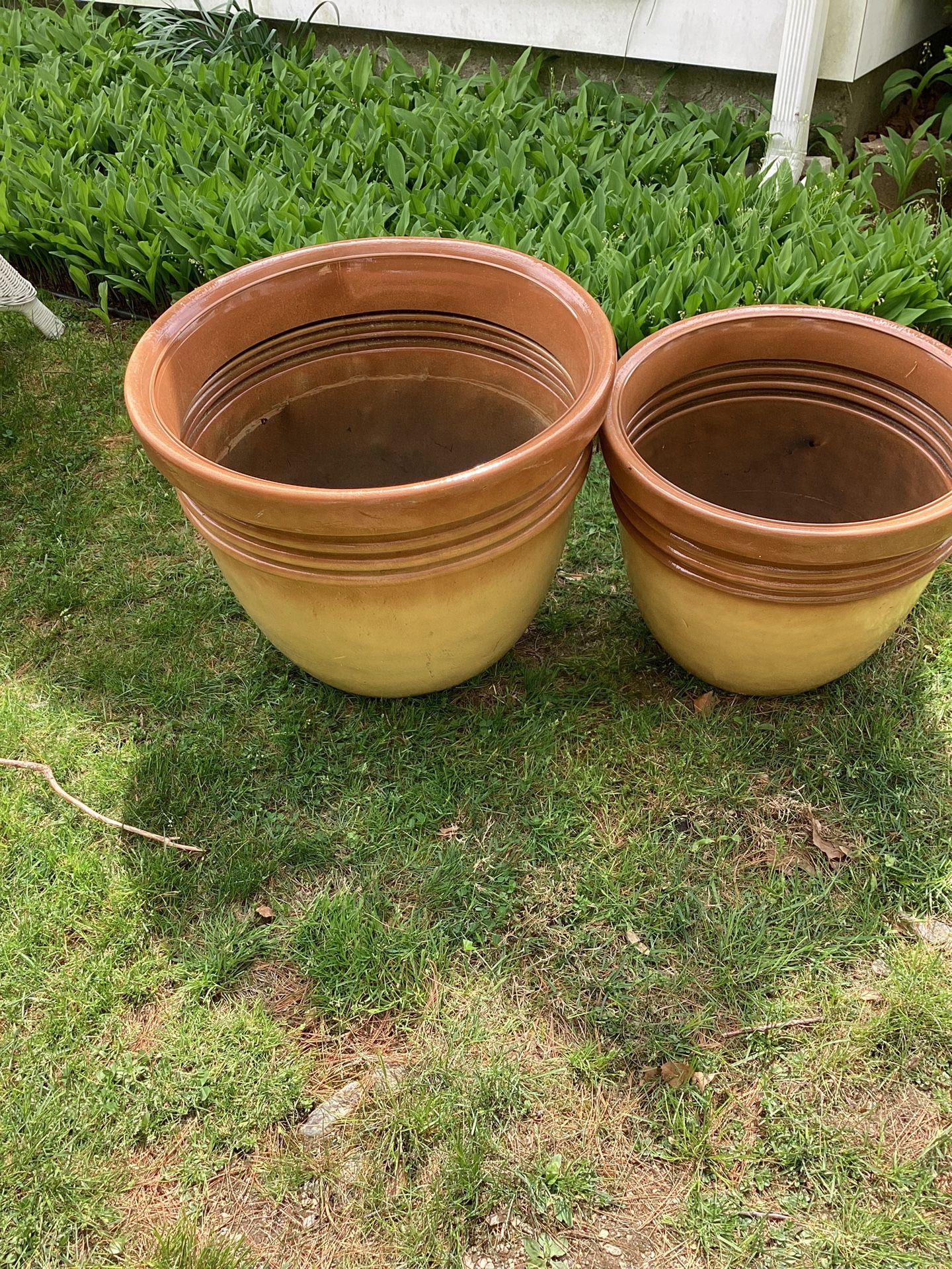 Large Resin Plant Pots
