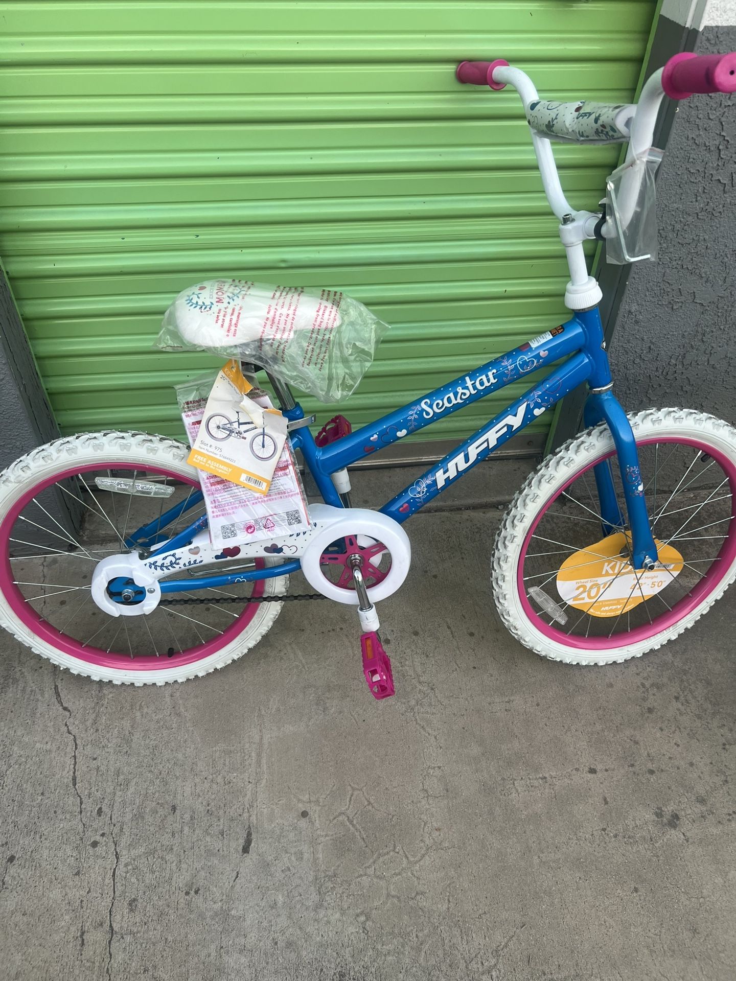 Girls Huffy Blue Bike