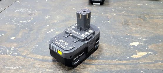 RYOBI 18V 4AH BATTERY 40$