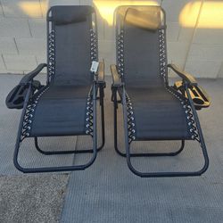 Adjustable gravity chairs