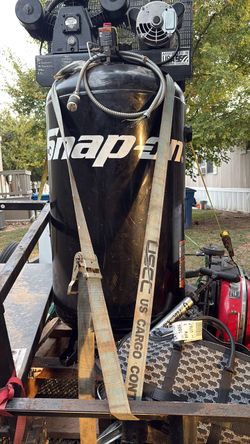 Snap-on Upright Air Compressor