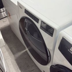 Whirlpool Frontload Electric Dryer