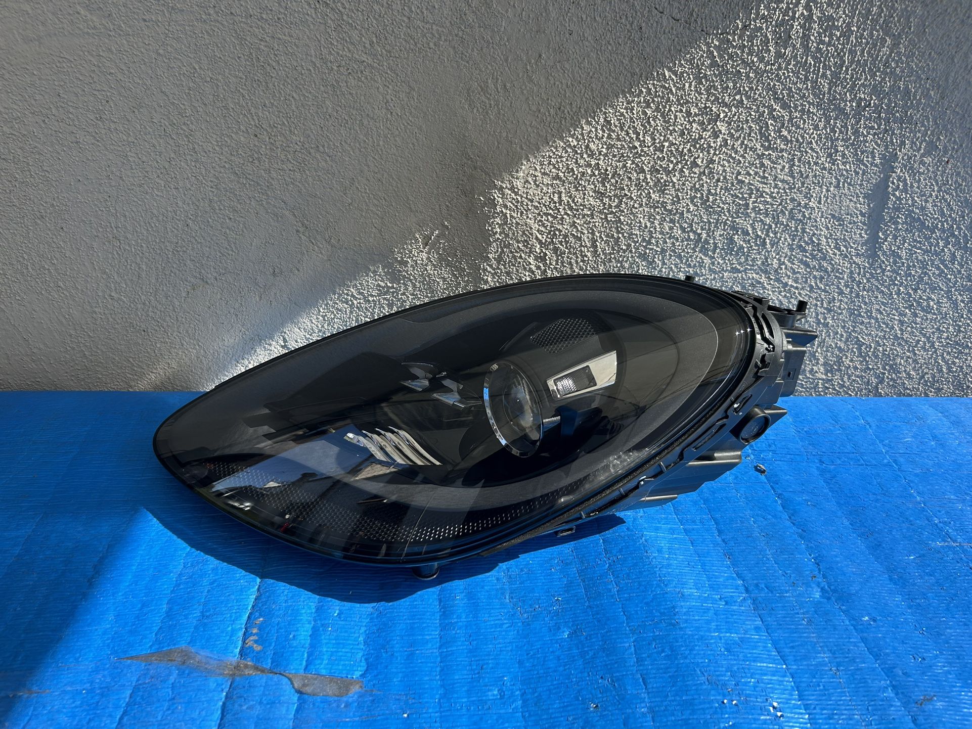 2017 2018 2019 PORSCHE BOXTER CAYMAN LEFT LH HEADLIGHT COMPLETE OEM USED