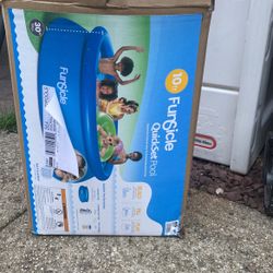 1,000 Gallon Pool, Comes With Electric Water Filter Pump And All Attachments 