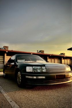 1991 Lexus LS 400