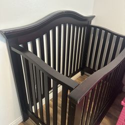 Baby Crib 