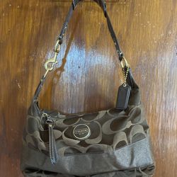 Coach Vintage Hobo Bag for Sale in Chicago, IL - OfferUp