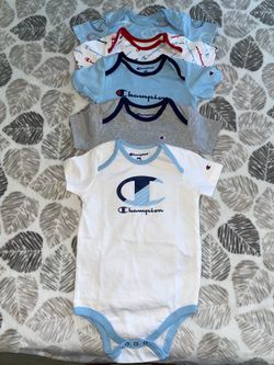 New champion 24 months baby boy bodysuit