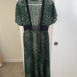 Green/ Black Cheetah Kimono With Waist Ties 