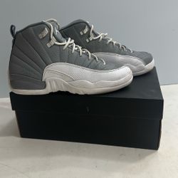 Air Jordan 12 Retro (GS) White Cool-Grey 6Y