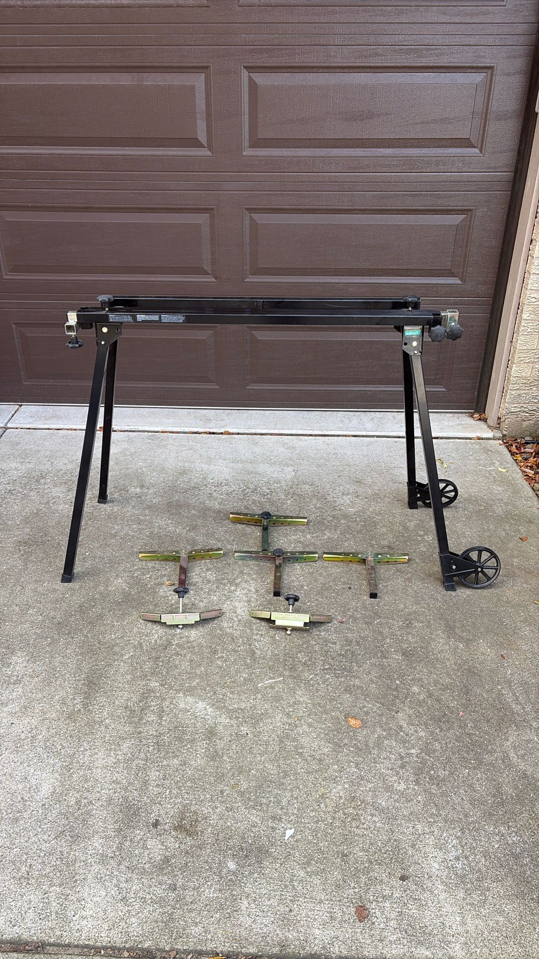 Wolfcraft Adjustable Miter Saw Stand