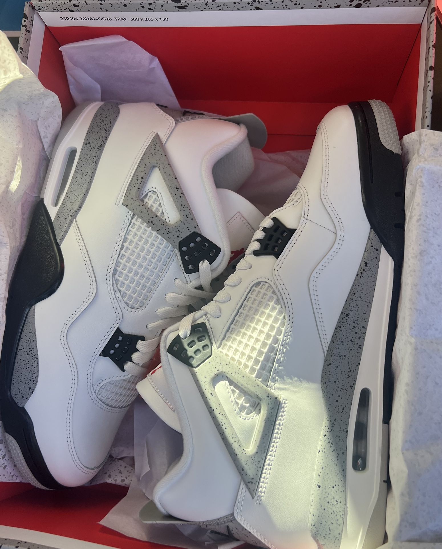 Jordan 4 White Cement Sz 9.5