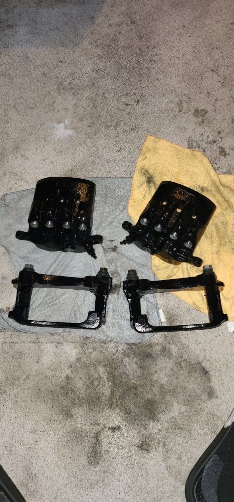 Lexus IS300 Calipers