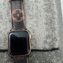 Apple watch SE 40mm GPS