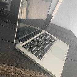 Macbook Pro Mid 2012 (13inch 4GB) i5 