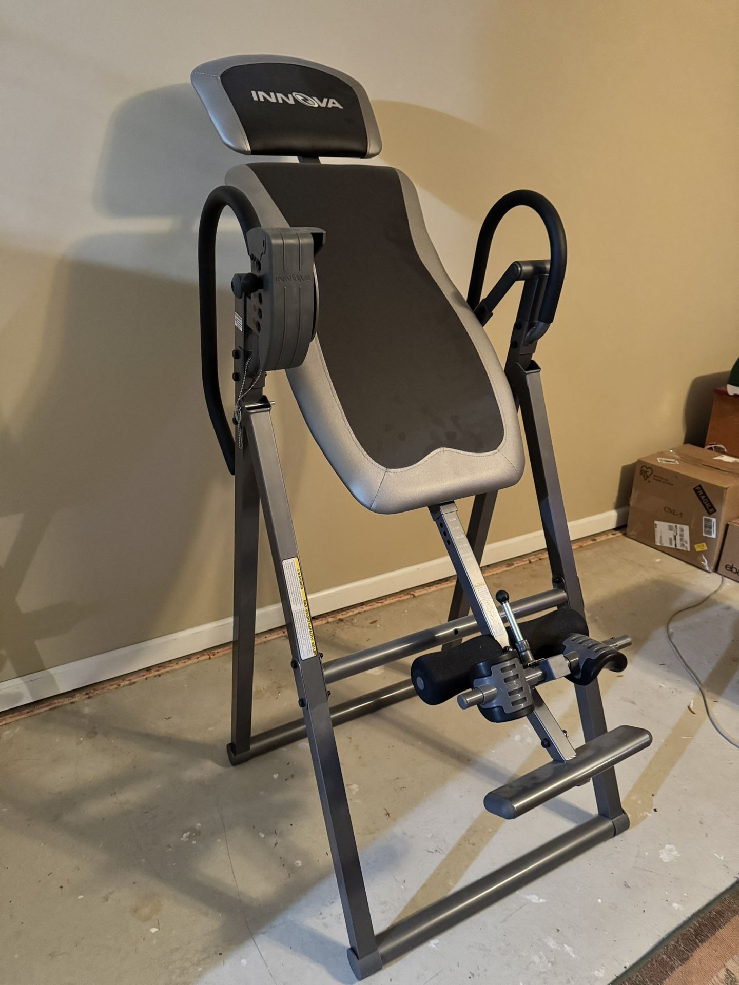 Innova Inversion Table
