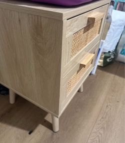 Night stand New