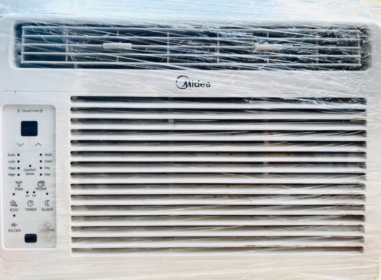 Midea 5000 btu Window AC air conditioner digital control $110delivery available for extra]