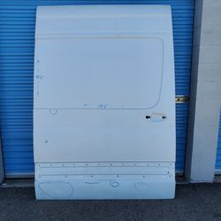 2019 - 2022 MER EDES BENZ SPRINTER CARGO 2(contact info removed) RIGHT SLIDDING DOOR SHELL USED OEM . NC