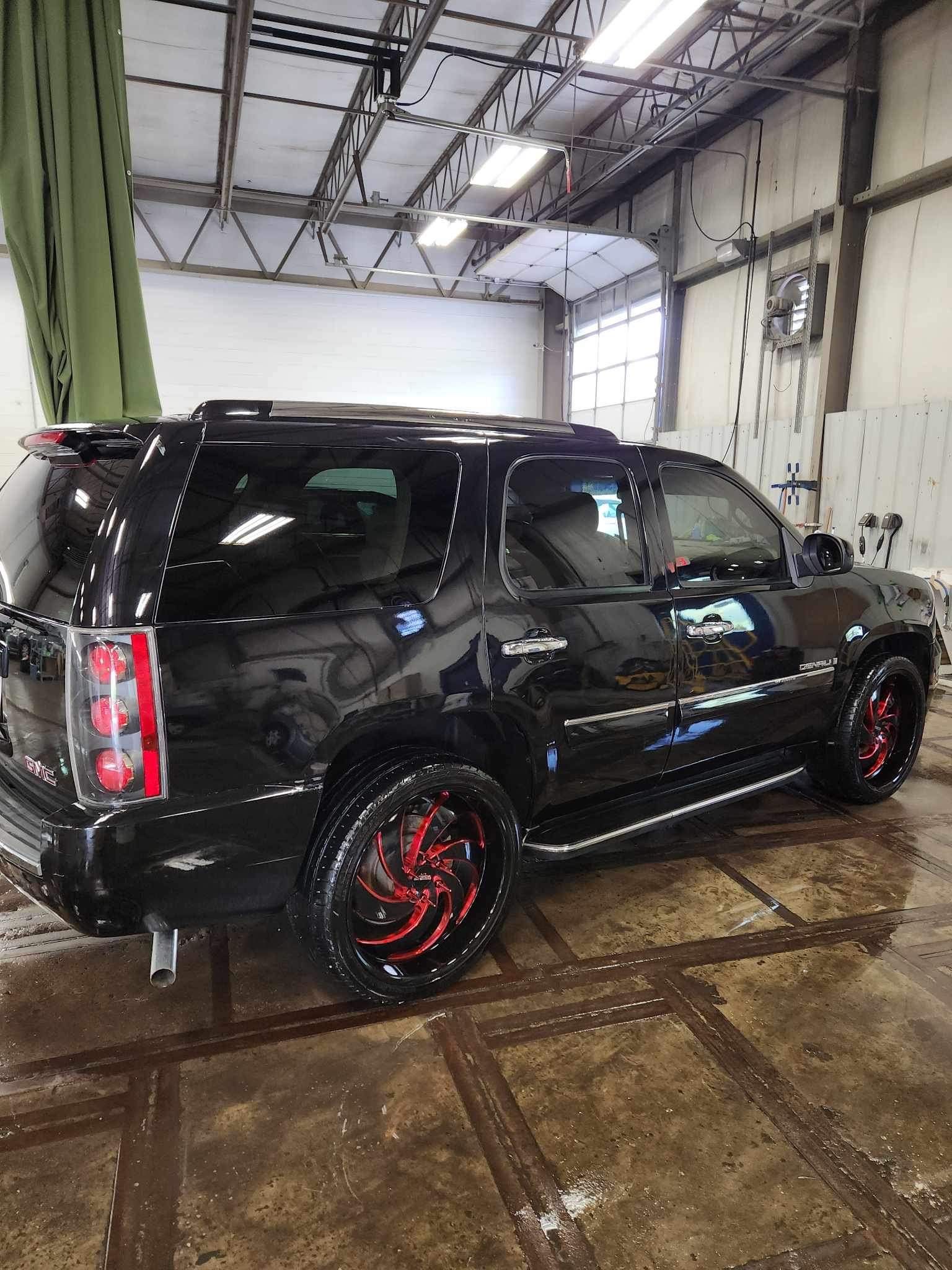 2007 GMC Yukon Denali