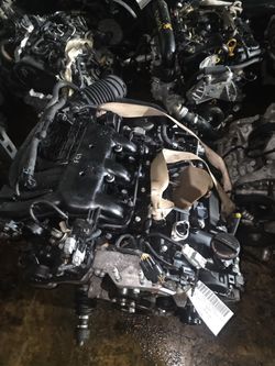 Motores transmisión y partes de autos  305/590/3018