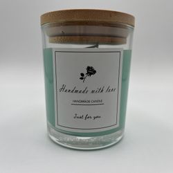Handmade White Tea & Thyme Scented Candle