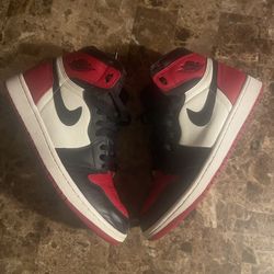 Air Jordan 1 Bred Toe