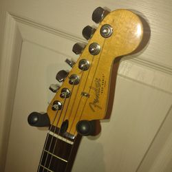 HS Fender Duo sonic Guitar EXC Pro Fret-level Setup Spa Perfect! & Case