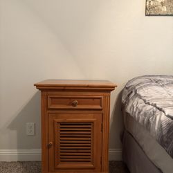 Wood Dresser with Mirror – 6 Drawer – Moving Sale