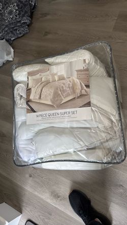Never used Queen Bed Set