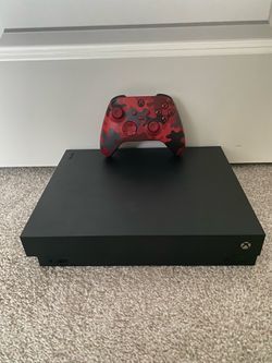 Xbox One X and Controller