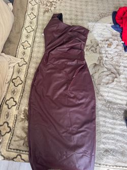 Size L women leather dress