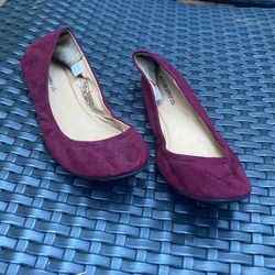 Slip On Slippers, Women Size 10